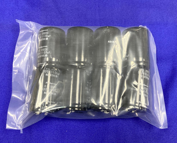 ストロボフラッシュ用アルミニウム電解コンデンサ 330V 1100μF (8個入) ■限定特価品■