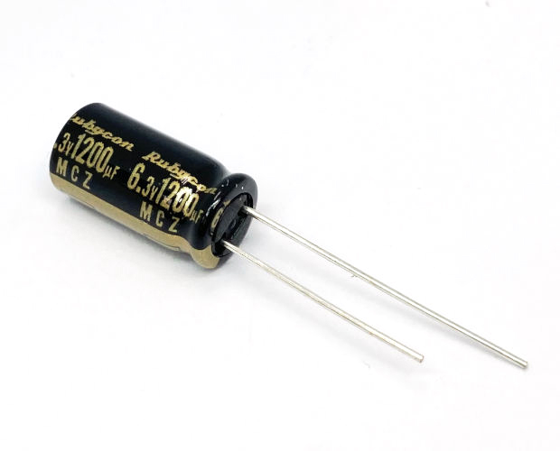 超低インピーダンス電解コンデンサ 6.3V 1200μF (20個入) ■限定特価品■