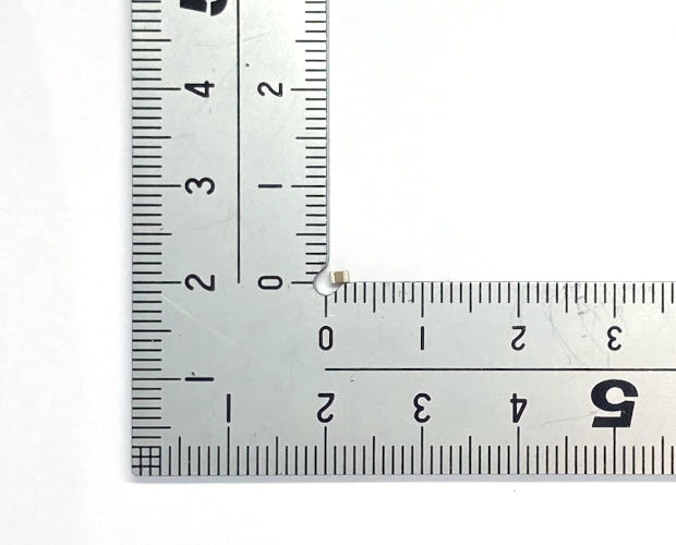 積層セラミックチップコンデンサ 10V 4.7μF ±10% (100個入) ■限定特価品■