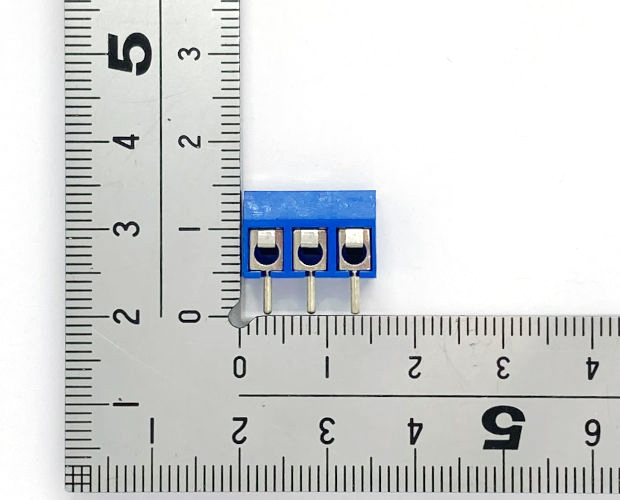 DEGSON 5mmピッチ基板用端子台 3ピン (50個入) ■限定特価品■