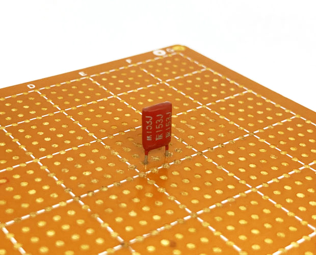 ポリエステルフィルムコンデンサ 50V 0.015μF ±5% (200個入) ■限定特価品■