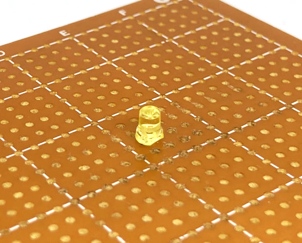 φ3mm フラットレンズLED 黄 (100個入) ■限定特価品■