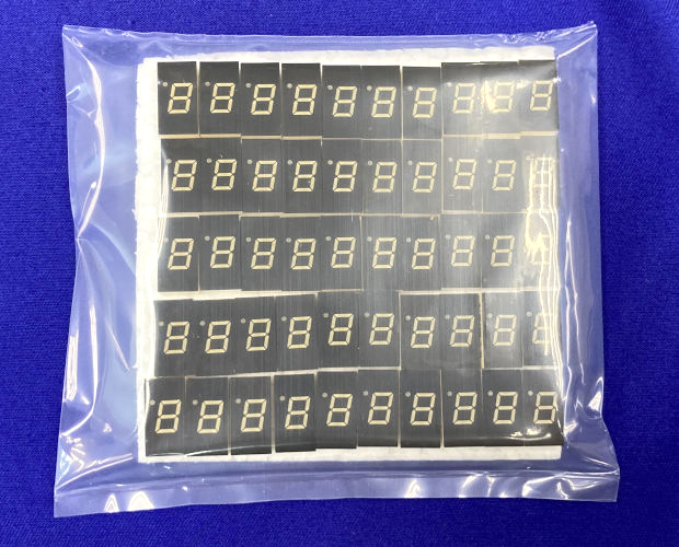 アノードコモン 7セグLED(赤) (50個入) ■限定特価品■