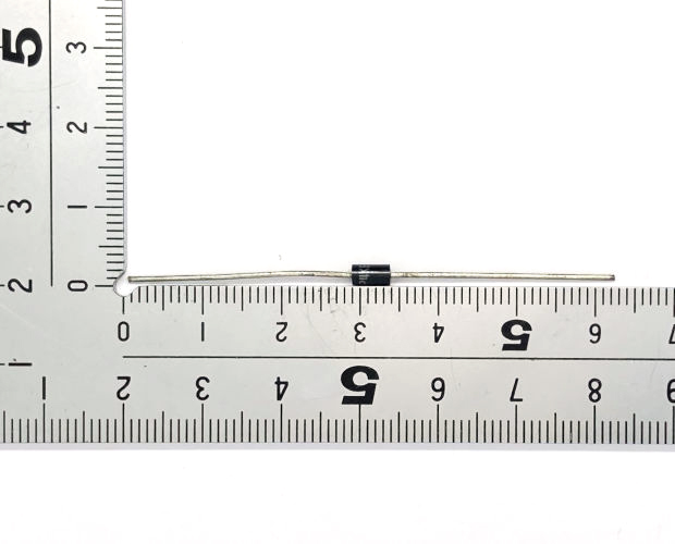 Littelfuse Inc. 双方向TVSタイオード 1.5W 33V (50個入) ■限定特価品■