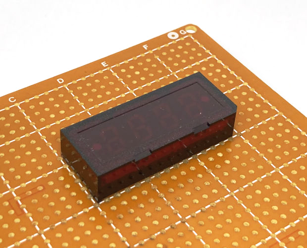 時計表示向け 4桁7セグLED アノードコモン ダイナミック駆動 赤 (15個入) ■限定特価品■